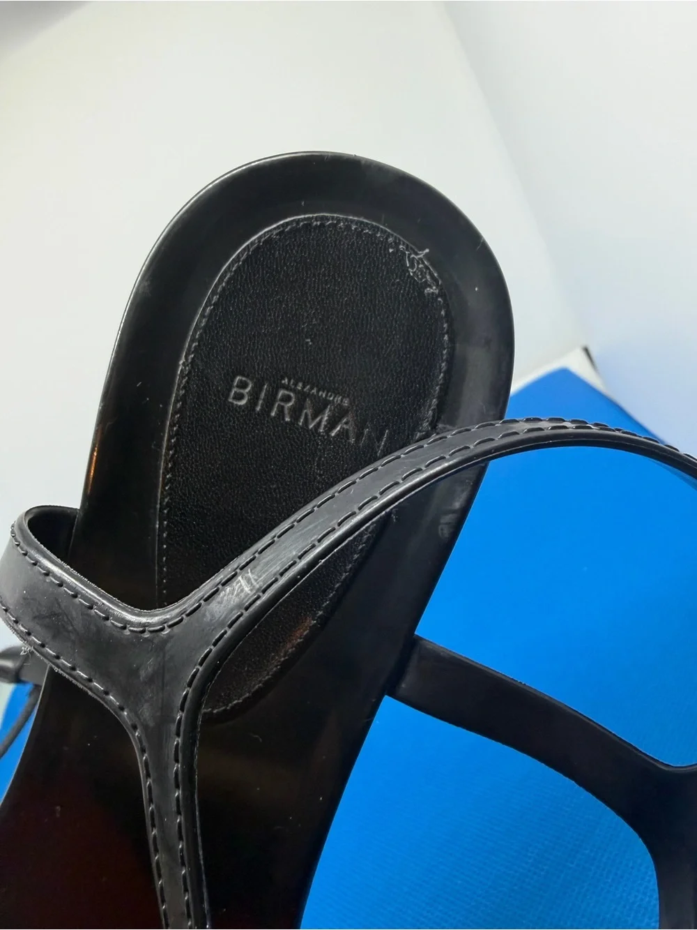 Alexandre Birman Black Bow Toe-Post Sandals